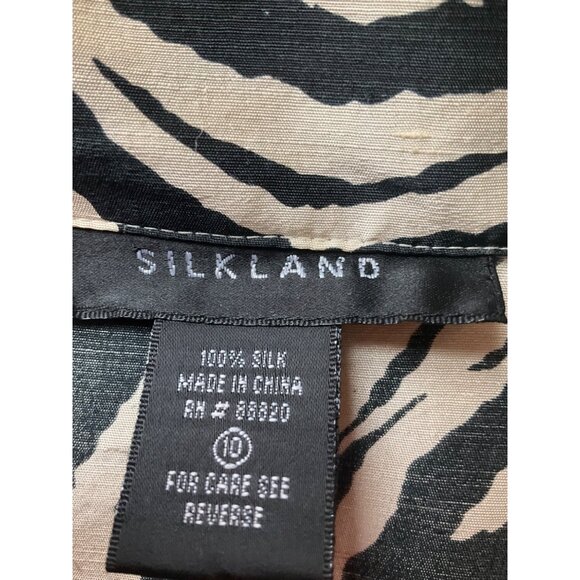 Silkland Women's Size 10 Animal Print Button Down Shirt Shacket Silk - Picture 3 of 8